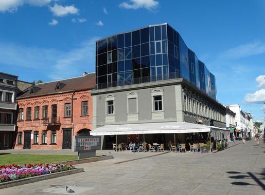 Vaizdas:Kaunas, Laisvės al. Stiklainis.JPG – Vikipedija