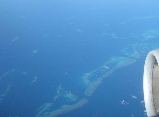 File:Great Barrier Reef (aerial view).JPG - Wikimedia Commons