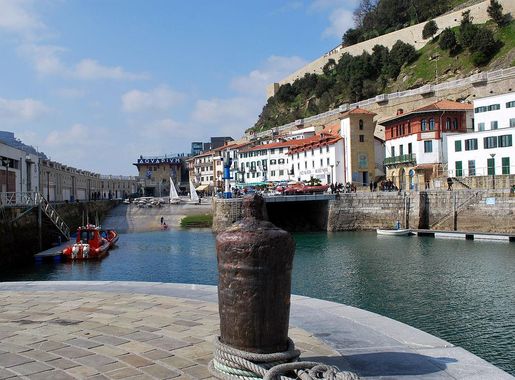 File:Donosti Aquarium 001.jpg - Wikimedia Commons