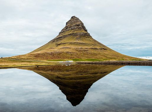 File:Kirkjufell mountain (Unsplash).jpg - Wikimedia Commons