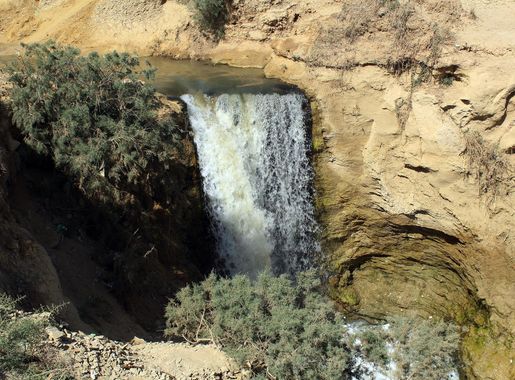 File:Waterfalls of Wadi El Rayan, Fayoum, Egypt.jpg - Wikimedia Commons