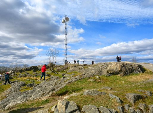 File:Skinnarviksberget.jpg - Wikimedia Commons