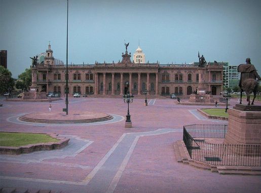 File:PALACIO DE GOBIERNO DE MONTERREY NUEVO LEON.jpg - Wikimedia Commons