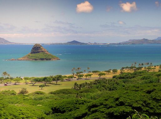 File:Chinaman's Hat - Oahu Hawaii.JPG - Wikimedia Commons