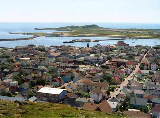Fichier:St. Pierre Rooftops.png — Wikipédia