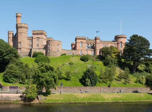 Fichier:Inverness Castle, Scotland - Diliff.jpg — Wikipédia