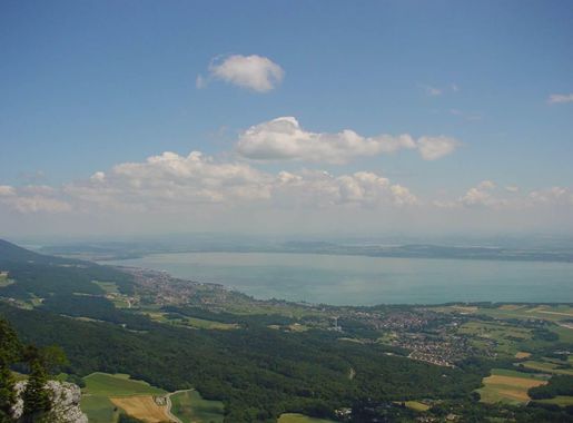 File:Lac de neuchatel.jpg - Wikipedia