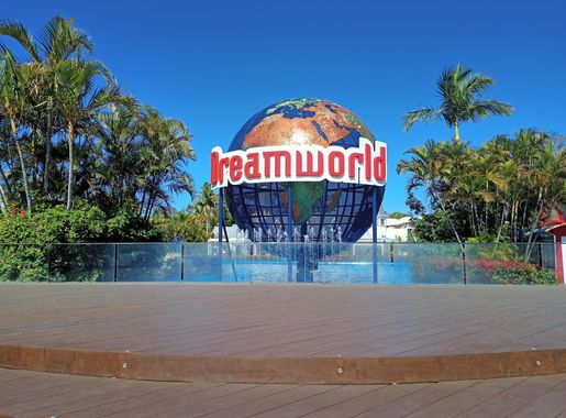 File:Dreamworld Globe October 2020.jpg - Wikipedia