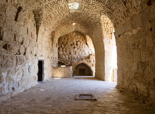 File:Ajloun Castle (Interior).jpg - Wikimedia Commons