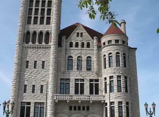 File:Syracuse City Hall.jpg - Wikimedia Commons