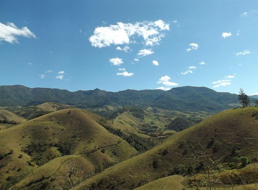 File:Serra Da Mantiqueira.JPG - Wikimedia Commons