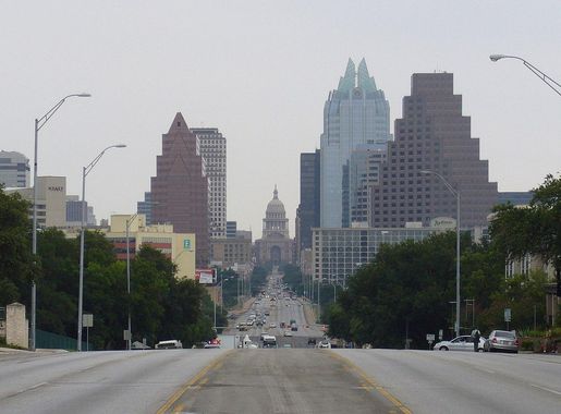 File:S Congress Ave Austin TX.jpeg - Wikimedia Commons