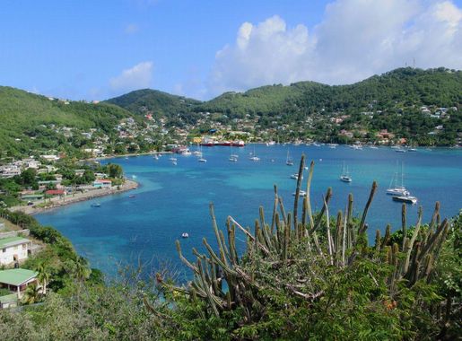 File:Admiralty Bay on Bequia, Saint Vincent and the Grenadines  (49804087672).jpg - Wikimedia Commons