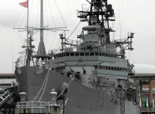 File:USS Little Rock, Buffalo and Erie County Naval & Military Park, Buffalo,  New York, October 2012 - 02.jpg - Wikimedia Commons