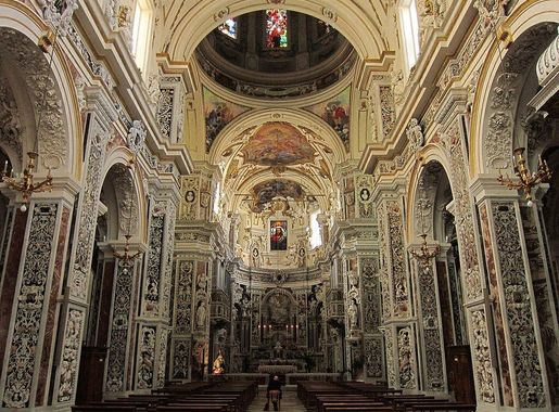 File:ChiesaGesu interior.JPG - Wikipedia
