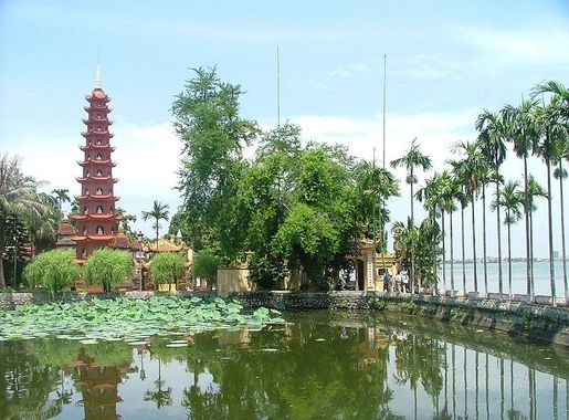 File:Chùa Trấn Quốc, Hà Nội.jpg - Wikimedia Commons