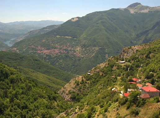 File:20090714 Galicnik Debar panoramic.jpg - Wikimedia Commons