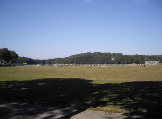 File:Van-cortland-park.JPG - Wikimedia Commons
