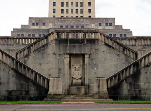 File:Back steps of the Louisiana State Capitol in Baton Rouge, LA.jpg -  Wikimedia Commons