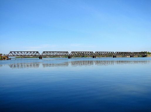 File:Kallady Bridge Batticaloa.jpg - Wikimedia Commons