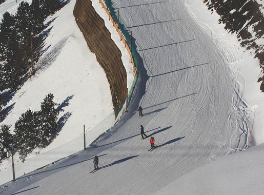 Free Vectors, PNGs, Mockups & Backgrounds | rawpixel