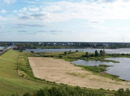 Włocławek Dam in Poland image - Free stock photo - Public Domain photo -  CC0 Images