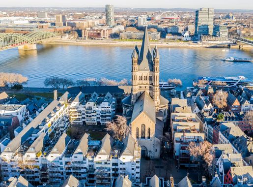 File:Groß St. Martin Köln - Luftaufnahme-0291.jpg - Wikimedia Commons