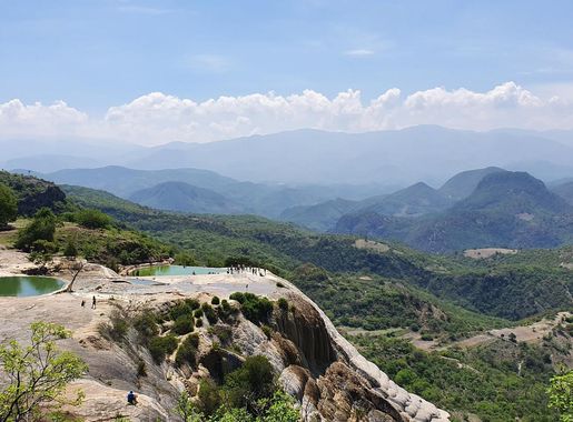 File:Hierve el Agua.jpg - Wikimedia Commons
