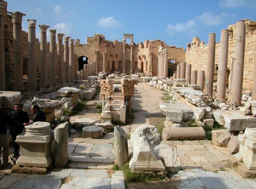 File:Archaeological Site of Leptis Magna-108958.jpg - Wikimedia Commons
