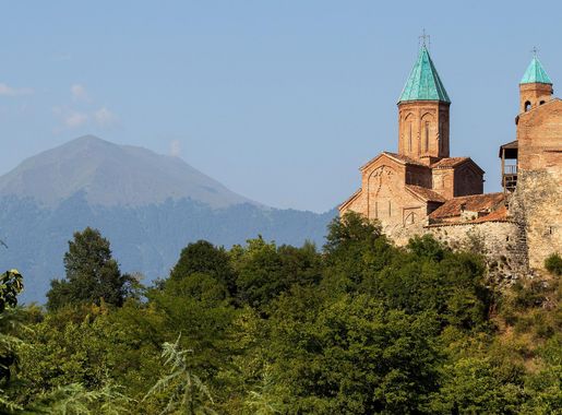 File:Gremi Monastery on the Silk Road. Kakheti, Georgia.jpg - Wikimedia  Commons