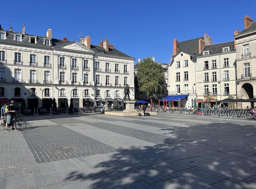 File:Place Bouffay - Nantes (FR44) - 2022-09-19 - 1.jpg - Wikimedia Commons