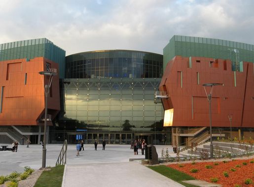 Cuprum Arena Shopping Center in Lubin, Poland image - Free stock photo -  Public Domain photo - CC0 Images