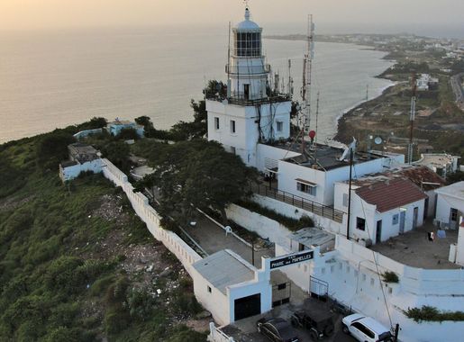 File:Mamelles lighthouse - Dakar - 2.jpg - Wikipedia