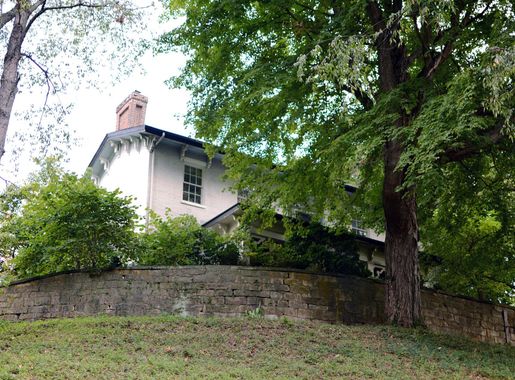 File:Mound House.jpg - Wikimedia Commons