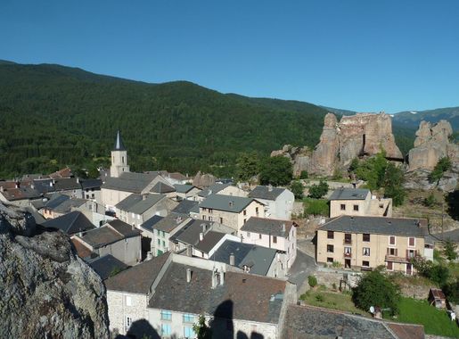File:Querigut-vue générale.JPG - Wikipedia