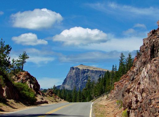 File:Crater Lake Rim Drive, OR 8-13 (31999627774).jpg - Wikimedia Commons
