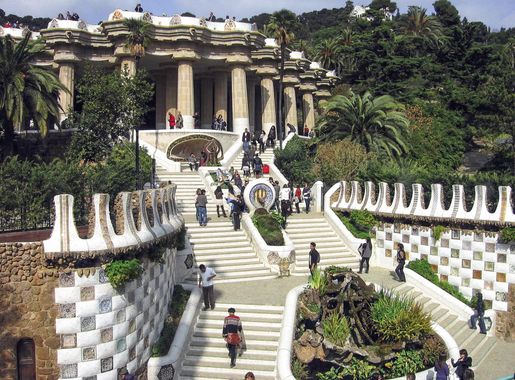 Archivo:Parc Güell 27-2-12.jpg - Wikipedia, la enciclopedia libre