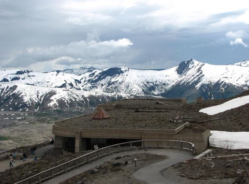 File:Johnston Ridge Observatory Mt.St.Helens (May 2008) 0387.jpg - Wikipedia