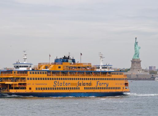 File:Spirit of America - Staten Island Ferry.jpg - Wikimedia Commons