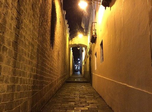 File:Calle de La Ronda, Quito - Equador - panoramio (2).jpg - Wikimedia  Commons