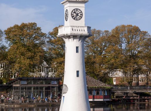 File:Scott Memorial (eastern face), Roath Park, Cardiff.jpg - Wikimedia  Commons