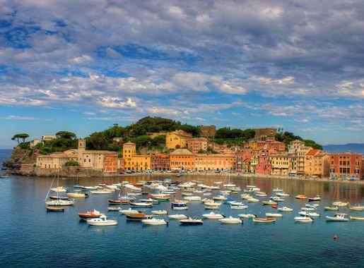 File:Sestri Levante and Baia del Silenzio, the Bay of Silence.jpg -  Wikimedia Commons