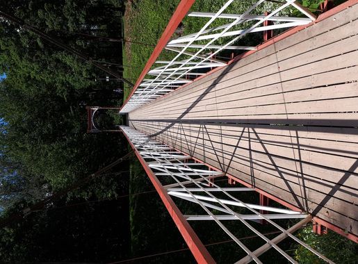 Plik:Suspension bridge in Viljandi, Estonia.jpg – Wikipedia, wolna  encyklopedia