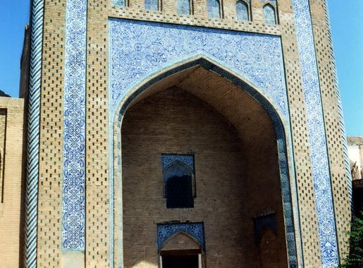 File:Pakhlavan Mahmoud Mausoleum, Khiva (4956839086).jpg - Wikimedia Commons