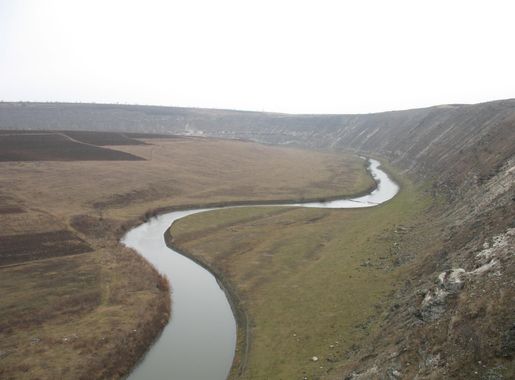 File:Reut river.jpg - Wikimedia Commons