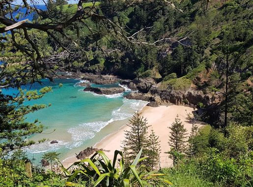 File:Anson Bay Norfolk Island View from Reserve.jpg - Wikimedia Commons
