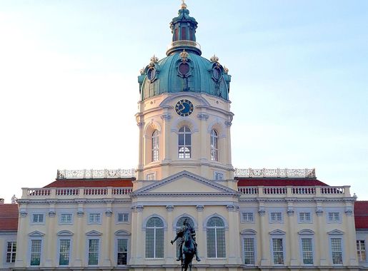 File:Schloss-Charlottenburg Berlin.jpg - Wikimedia Commons