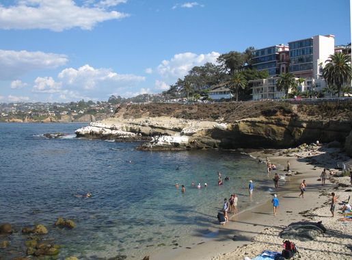 File:La Jolla Cove from the south.JPG - Wikimedia Commons