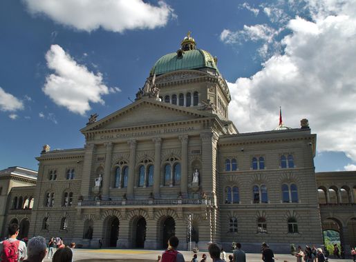 File:Federal Palace of Switzerland in Bern.jpg - Wikimedia Commons