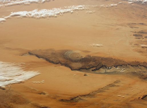 File:ISS-42 Richat Structure, Eye of the Sahara.jpg - Wikimedia Commons